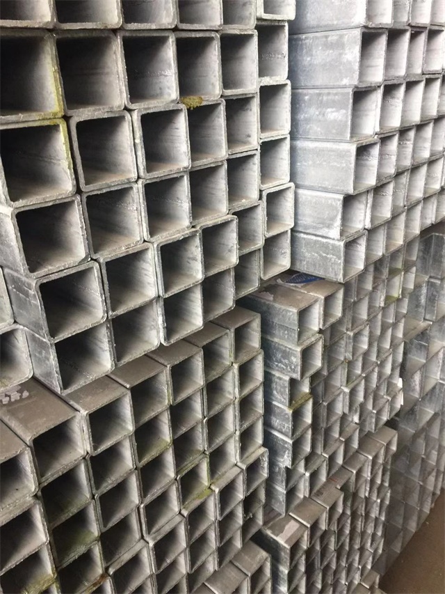 低合金 Q355B 普兰普兰普兰镀锌无缝方管 工程专用无缝普兰普兰普兰镀锌方管 低合金 Q355B 普兰普兰普兰镀锌无缝方管 工程专用无缝普兰普兰普兰镀锌方管